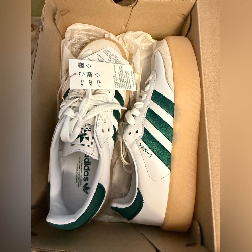 NWT Adidas Sambae Cloud White/Collegiate Green/Cloud White Sz 6/6.5